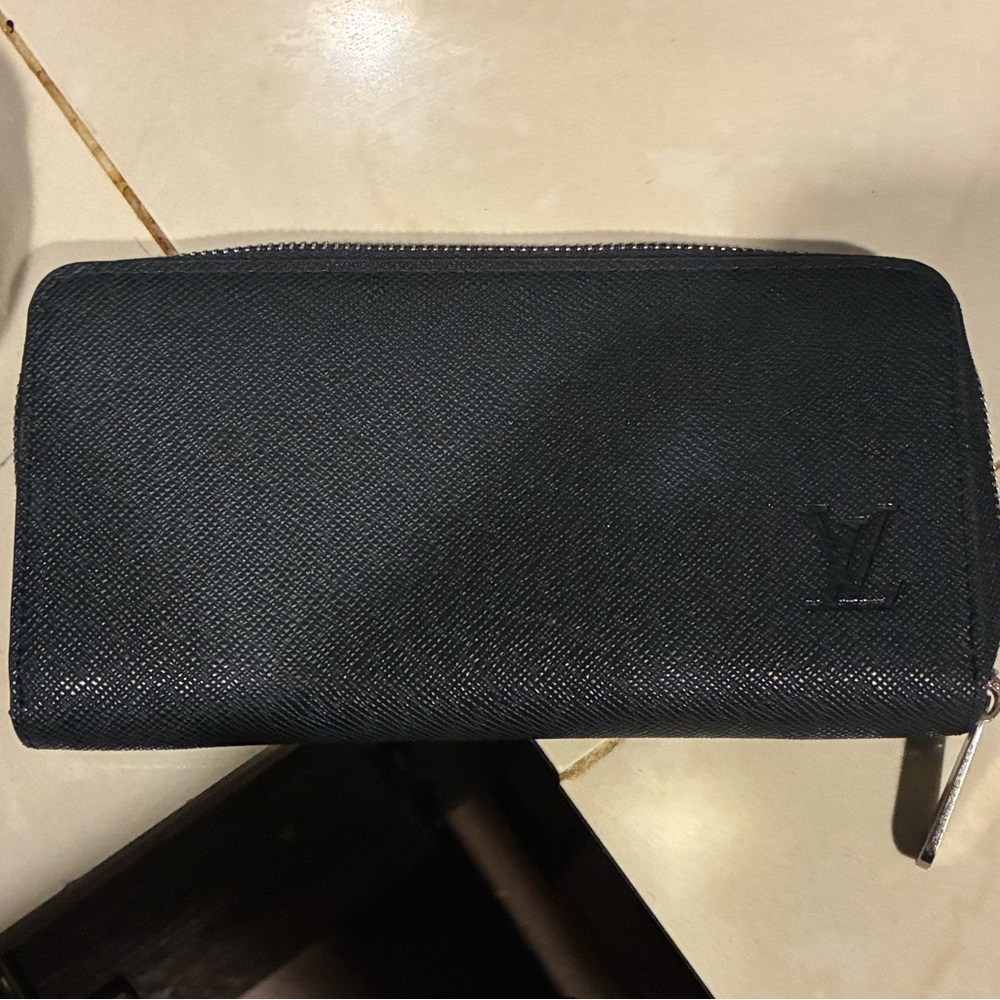 Louis Vuitton Black Women's Wallet